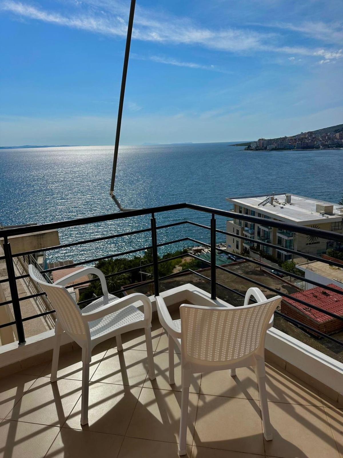 Esmeralda Apartaments Sarande Bagian luar foto