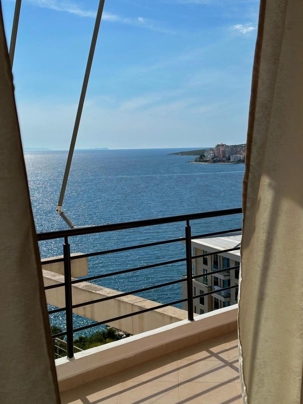 Esmeralda Apartaments Sarande Bagian luar foto