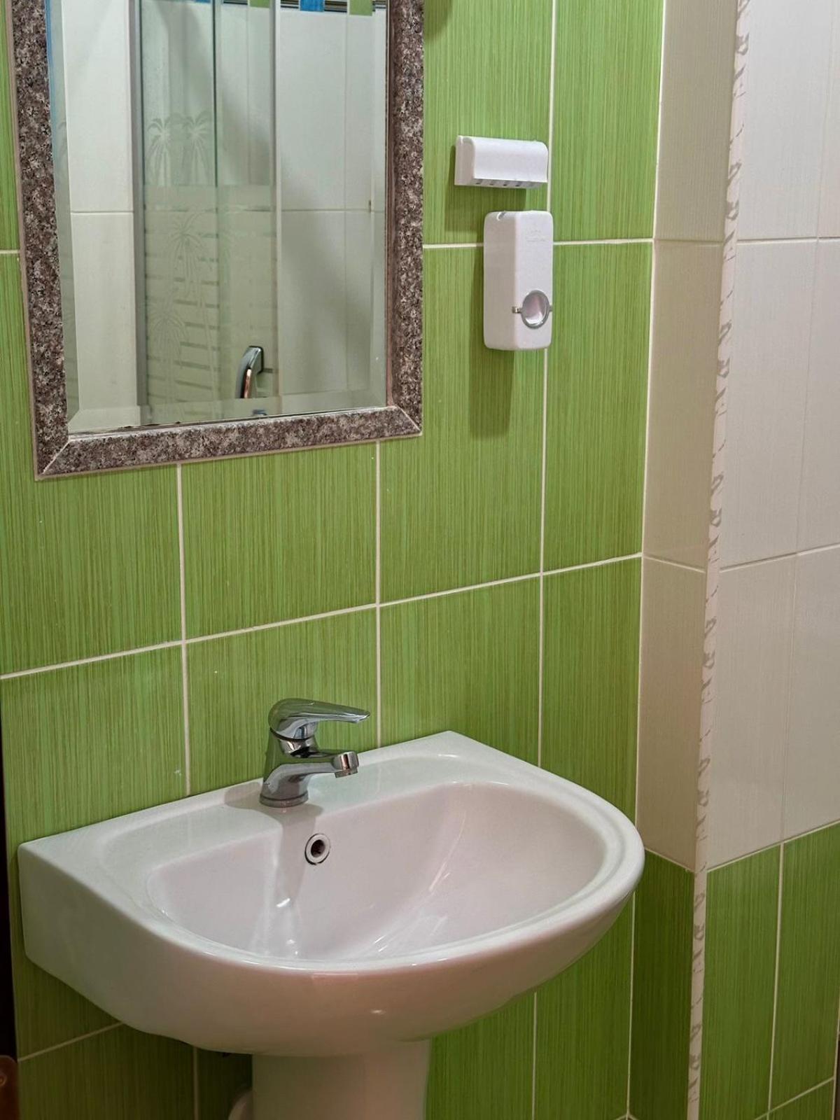 Esmeralda Apartaments Sarande Bagian luar foto